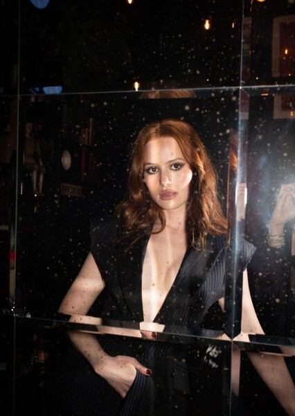 Madelaine Petsch photo