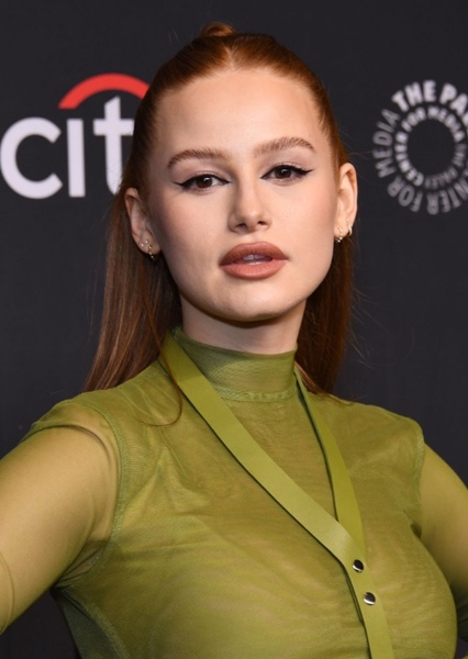 Madelaine Petsch photo