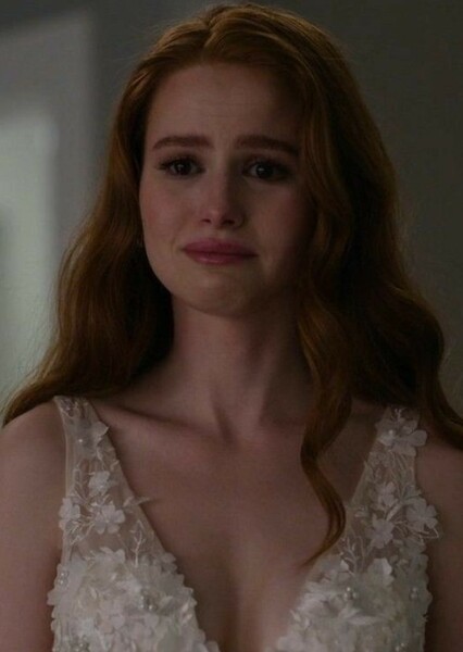 Madelaine Petsch photo