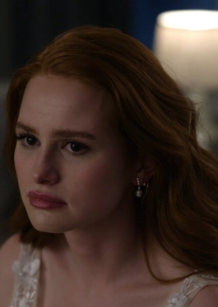 Madelaine Petsch photo