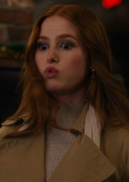 Madelaine Petsch photo
