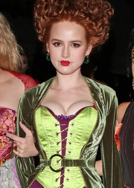 Madelaine Petsch photo