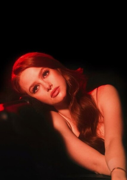 Madelaine Petsch photo