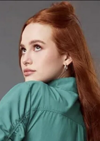 Madelaine Petsch photo