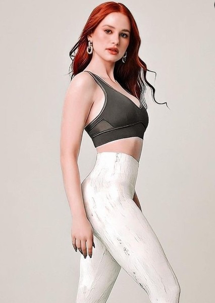 Madelaine Petsch photo