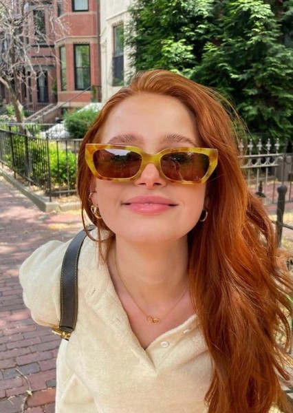 Madelaine Petsch photo