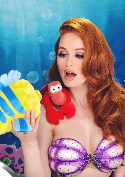 Madelaine Petsch photo