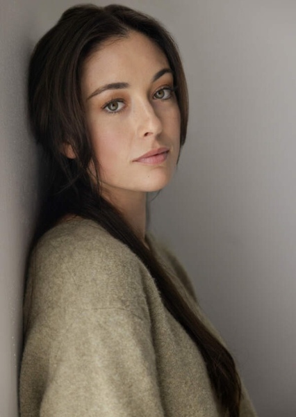 Madeleine Adams photo