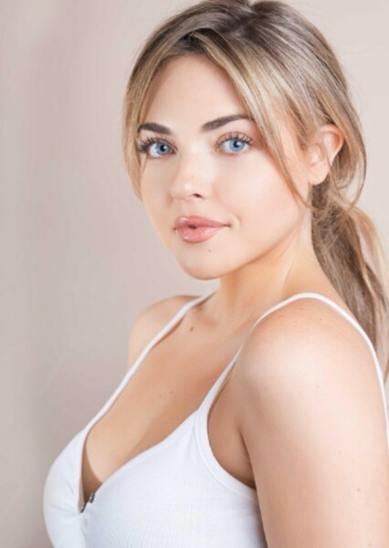 Madeleine Byrne photo