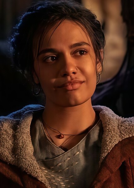 Madeleine Madden photo