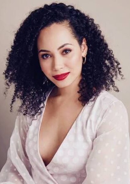 Madeleine Mantock photo