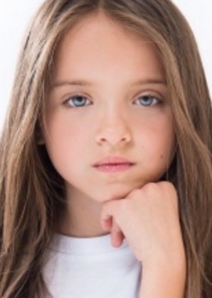 Madeleine McGraw photo