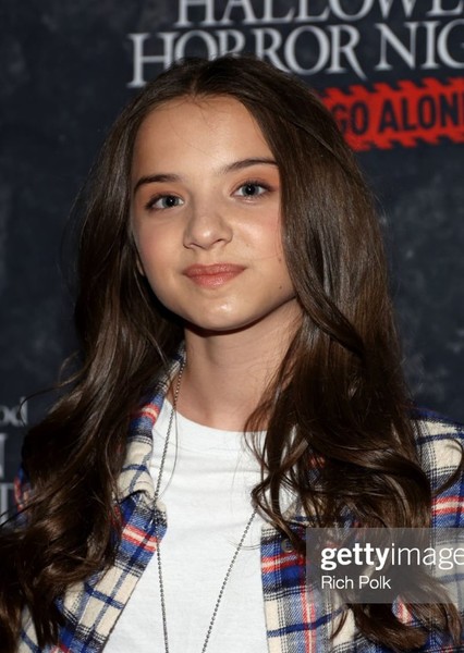 Madeleine McGraw photo