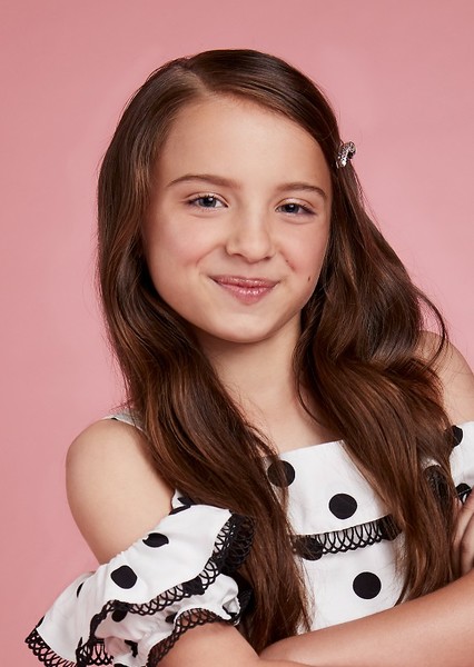Madeleine McGraw photo