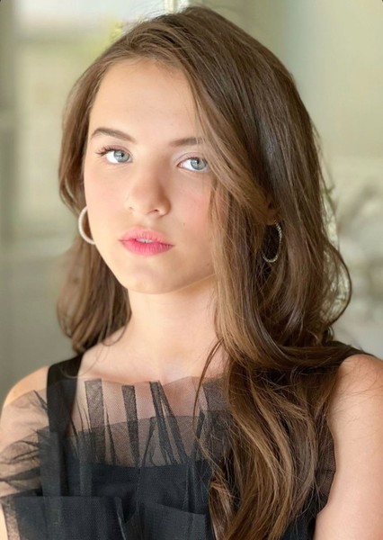 Madeleine McGraw photo