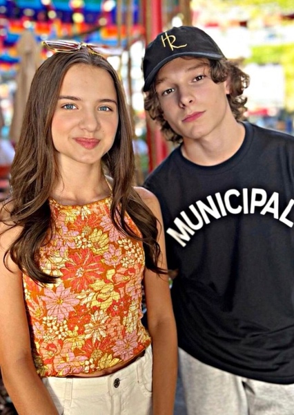 Madeleine McGraw and Mason Thames photo