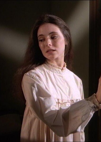 Madeleine Stowe photo