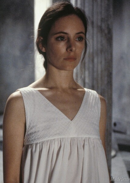 Madeleine Stowe photo