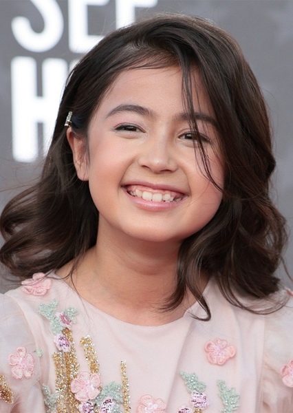 Madeleine Yuna Voyles photo