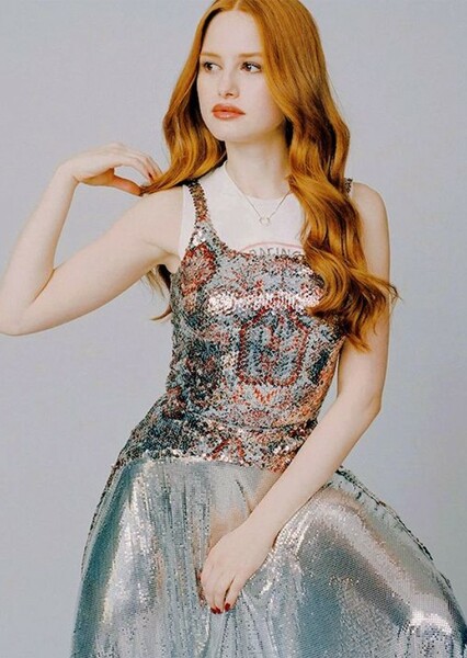 Madeline Petsch photo