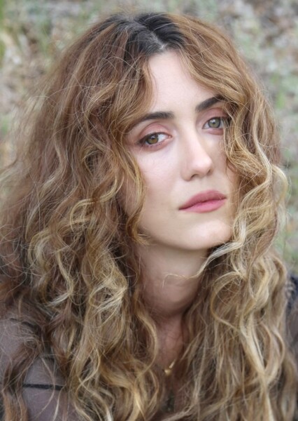 Madeline Zima photo