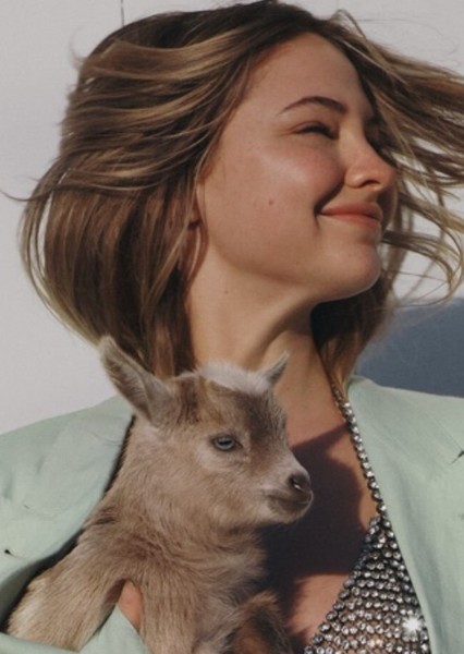 Madelyn Cline Photo on myCast - Fan Casting Your Favorite Stories