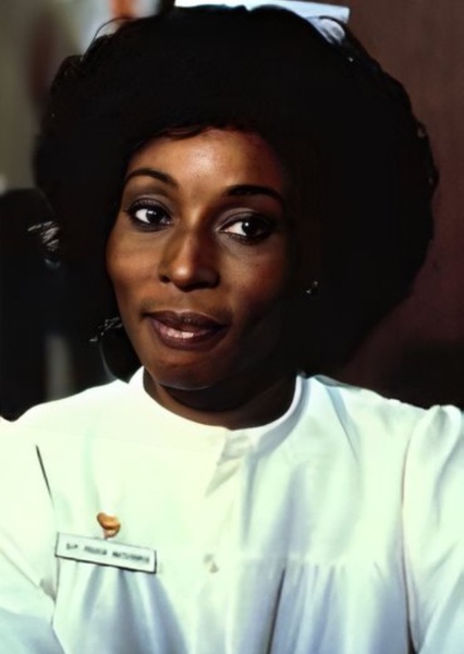 Madge Sinclair photo