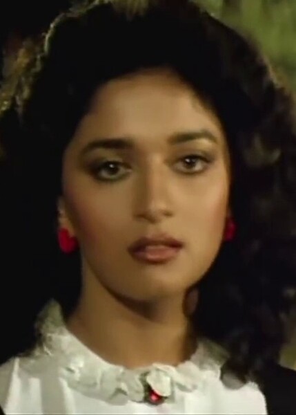 Madhu Mehra (Dil) photo