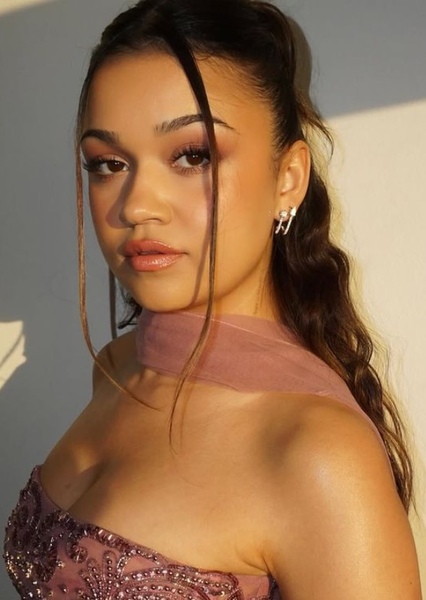 Madison Bailey photo