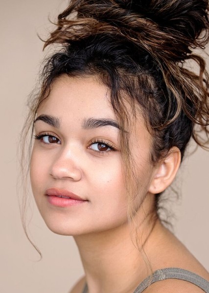 Madison Bailey photo