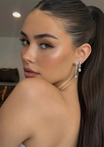 Madison Beer photo