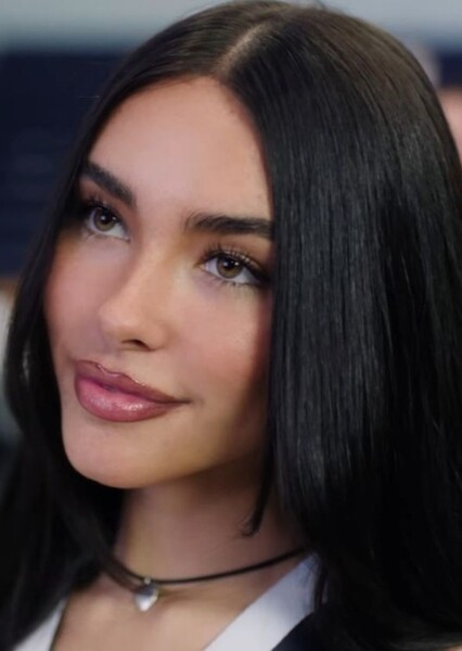 Madison Beer photo