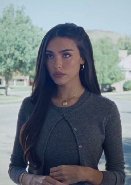 Madison Beer photo