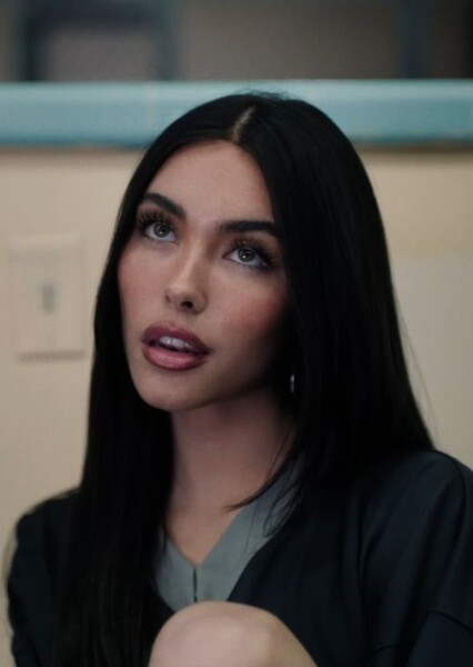 Madison Beer photo