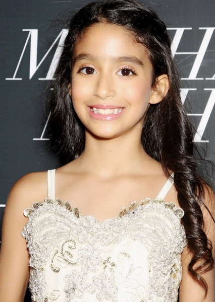 Madison Elizabeth Lagares photo