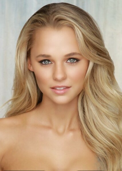 Madison Iseman photo