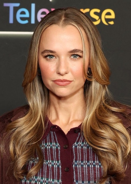 Madison Iseman photo