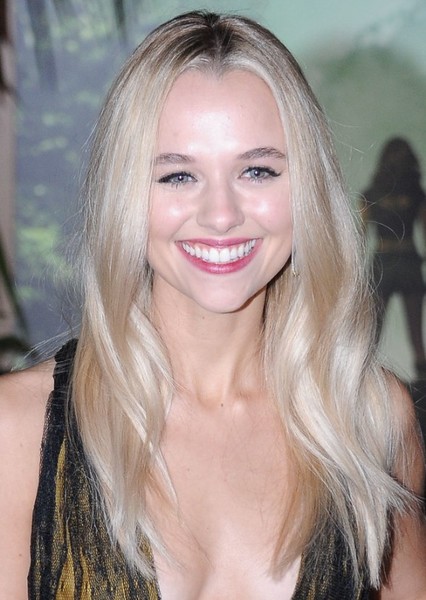 Madison Iseman photo