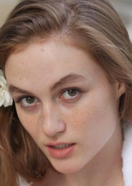 Madison Lintz photo