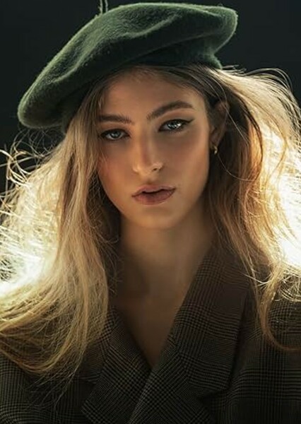 Madison McAleer photo