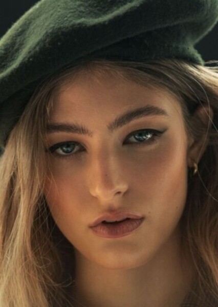 Madison McAleer photo
