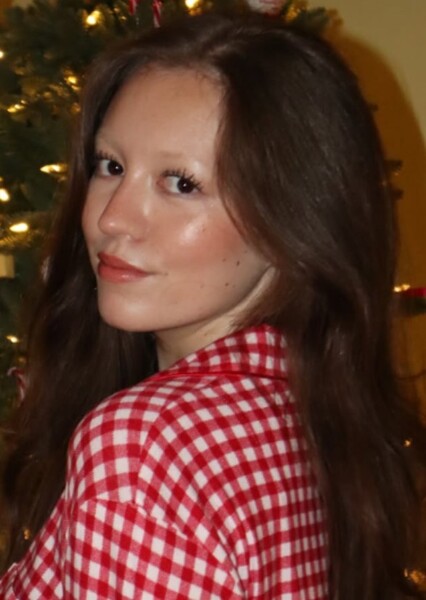 Madison McIntyre photo