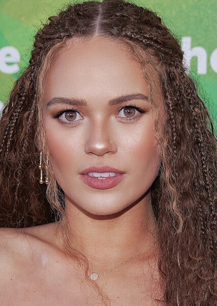 Madison Pettis photo