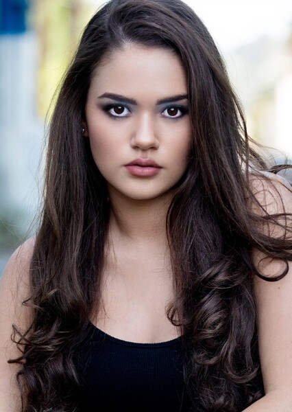 Madison Pettis photo