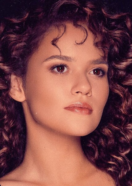 Madison Pettis photo