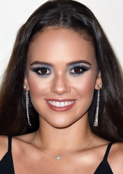 Madison Pettis photo