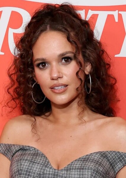 Madison Pettis photo