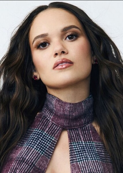 Madison Pettis photo
