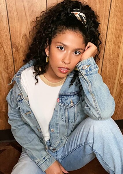 Madison Reyes photo
