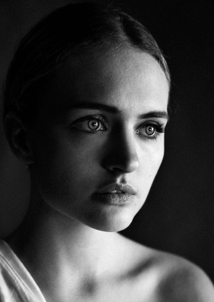 Madison Riley photo